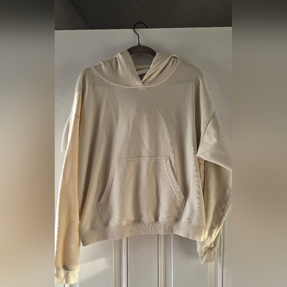 Fabletics Oversized Women’s Cozy Hoodie Cream/Oatmeal XL Pockets & Athleisure - Picture 2 of 6
